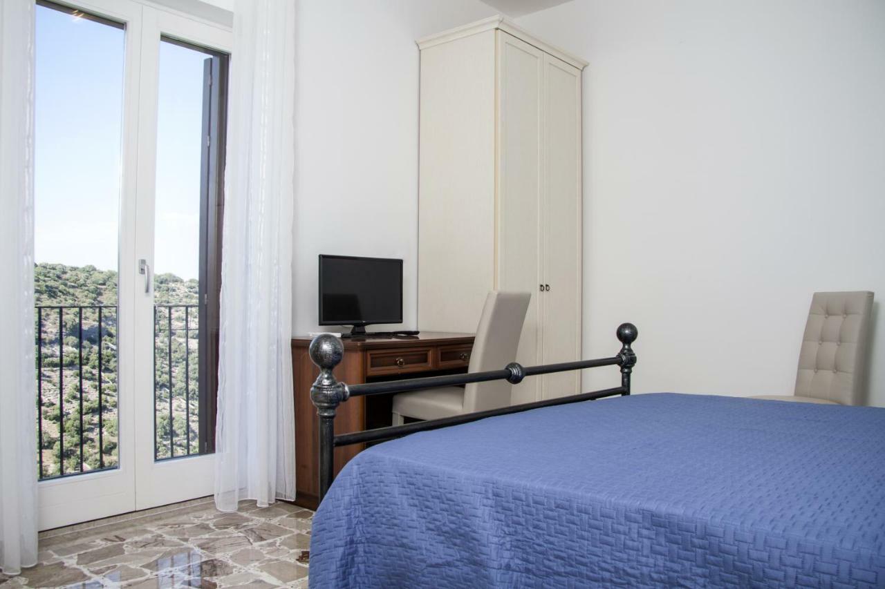 Bframe Cornice Barocca 拉古萨 外观 照片