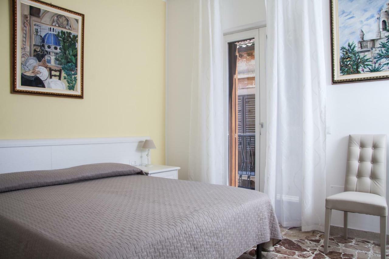 Bframe Cornice Barocca 拉古萨 外观 照片